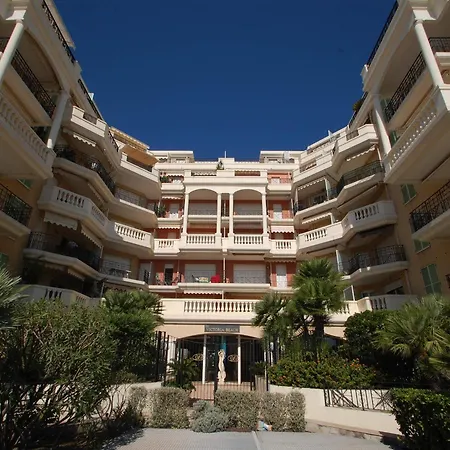Apartament Confortable 2p En Centre-ville Avec Parking Et Terrasse - Fr-1-196-366 Mentona