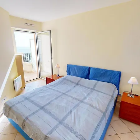 Confortable 2p En Centre-ville Avec Parking Et Terrasse - Fr-1-196-366 Apartament *
