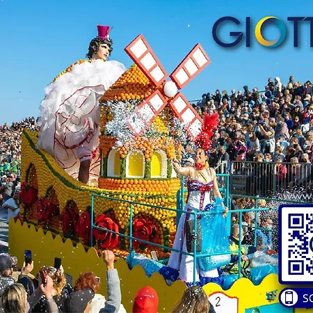 Confortable 2p En Centre-ville Avec Parking Et Terrasse - Fr-1-196-366 * Ментона